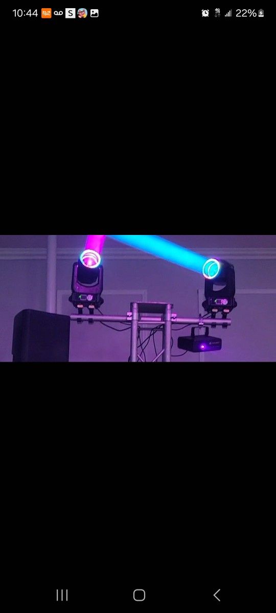 DJ