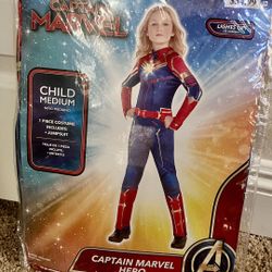 Captain Marvel Girls 8-10 Y