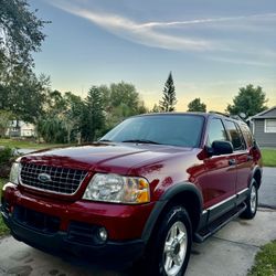 2003 EXPLORER XLT 