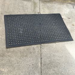 16- 3x5 Rubber Matts