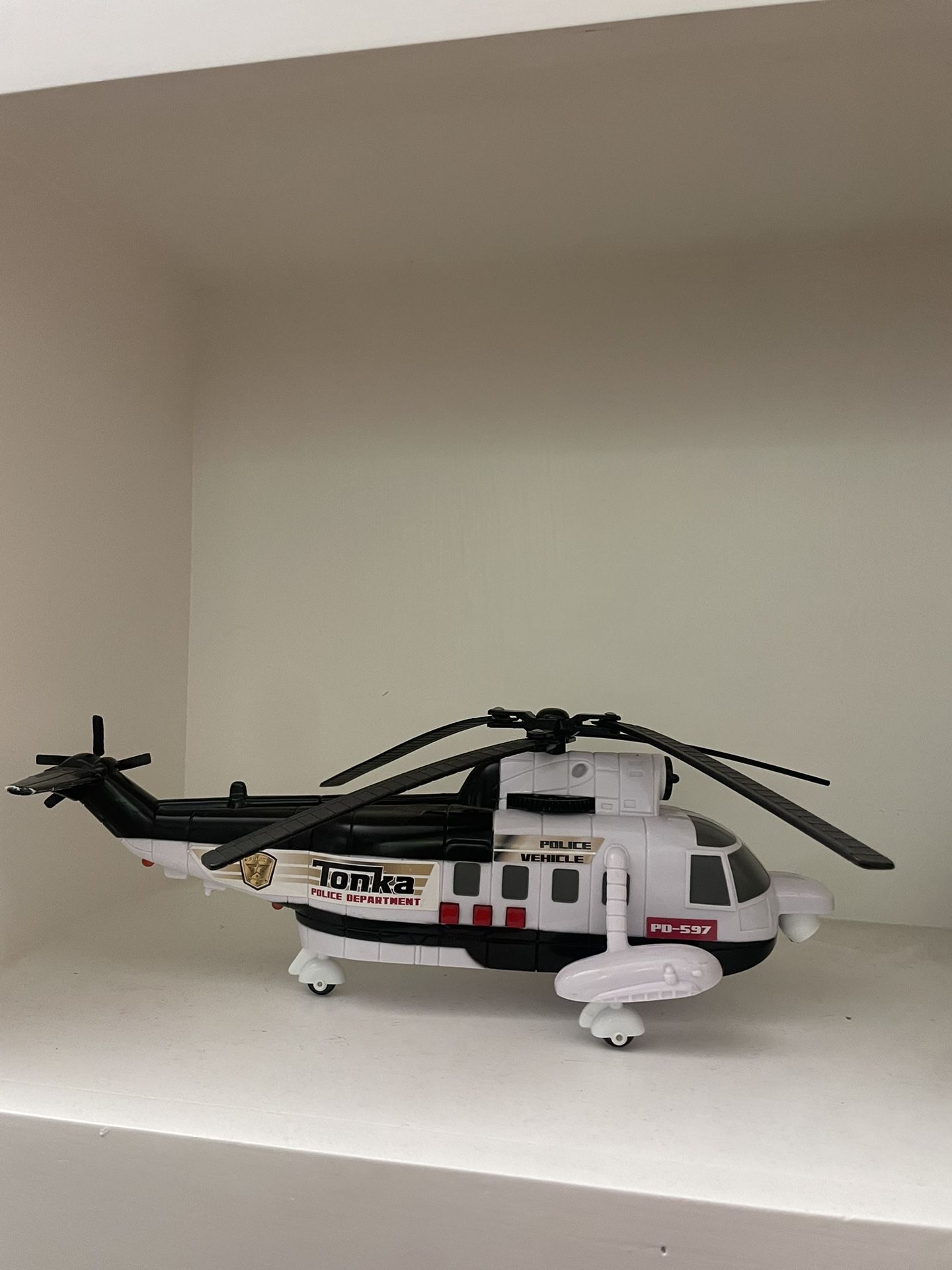 Tonka Rescue Force Lights and Sounds Fire Dept Jeep