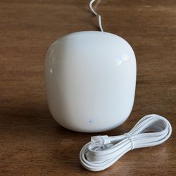 Google Nest WiFi Pro Tri-Band Mesh 6E Wireless Router (G6ZUC)