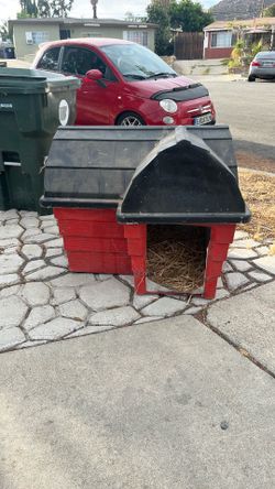 Free large dog house