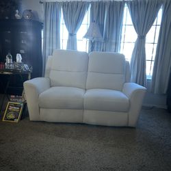65” wide Dual Electric Reclining Loveseat