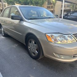 2004 Toyota Avalon