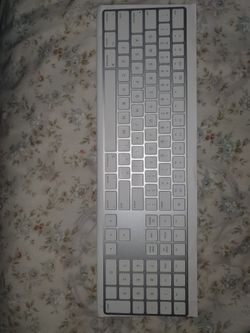 New Apple magic keyboard with numeric,, White