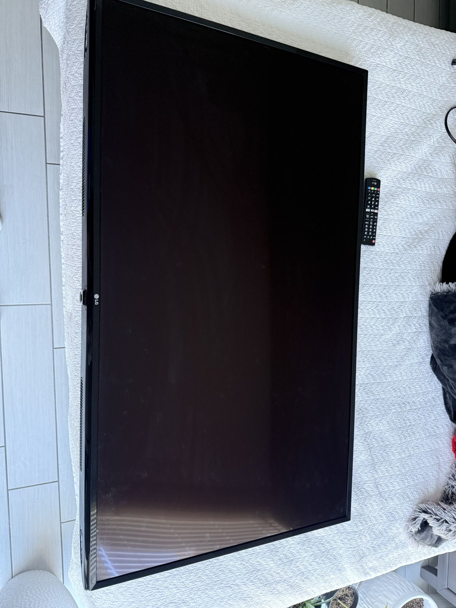 50 Inch LG TV
