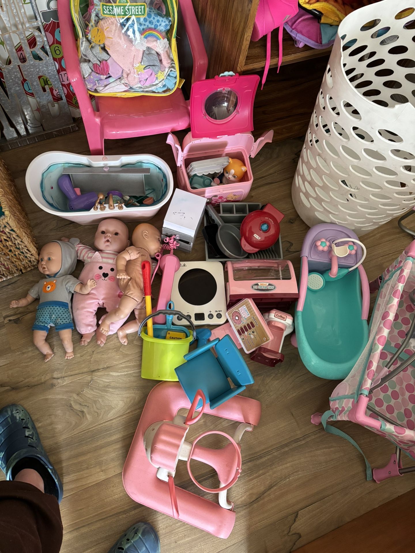 Huge Baby Bundle 100$