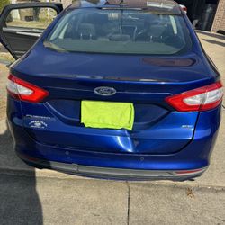 2014 Ford Fusion. Blue. 4 Door