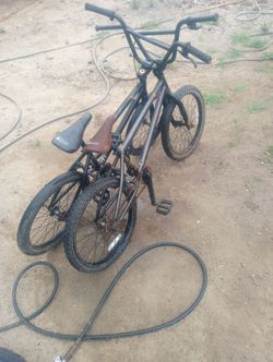 Se venden 2 x 60