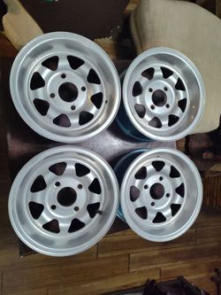 Vintage Wheel Distributors Aluminum Alloy Wheels – Set of 4