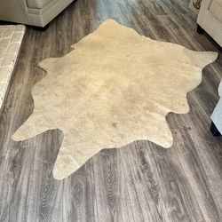 Area Rug - Ivory / Beige