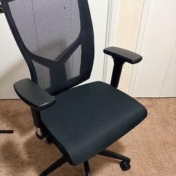 Office/desk chair