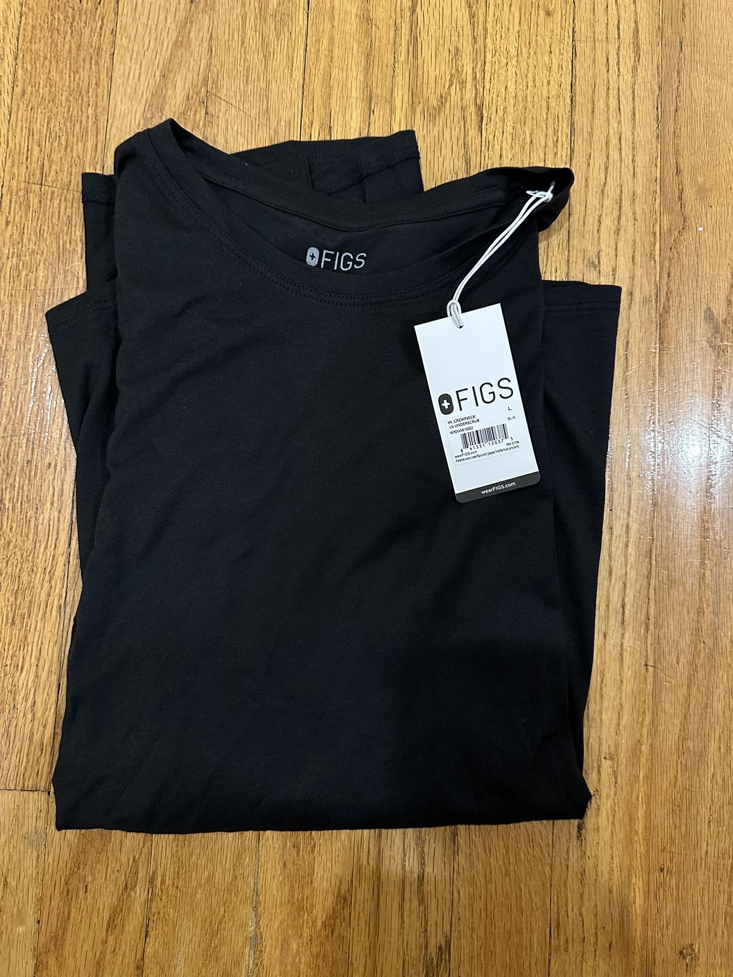 Figs Under Scrub Super Soft Crew size large. NWT