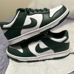 Nike Dunk Low (white/team green)