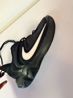 Giannis basketball shoes