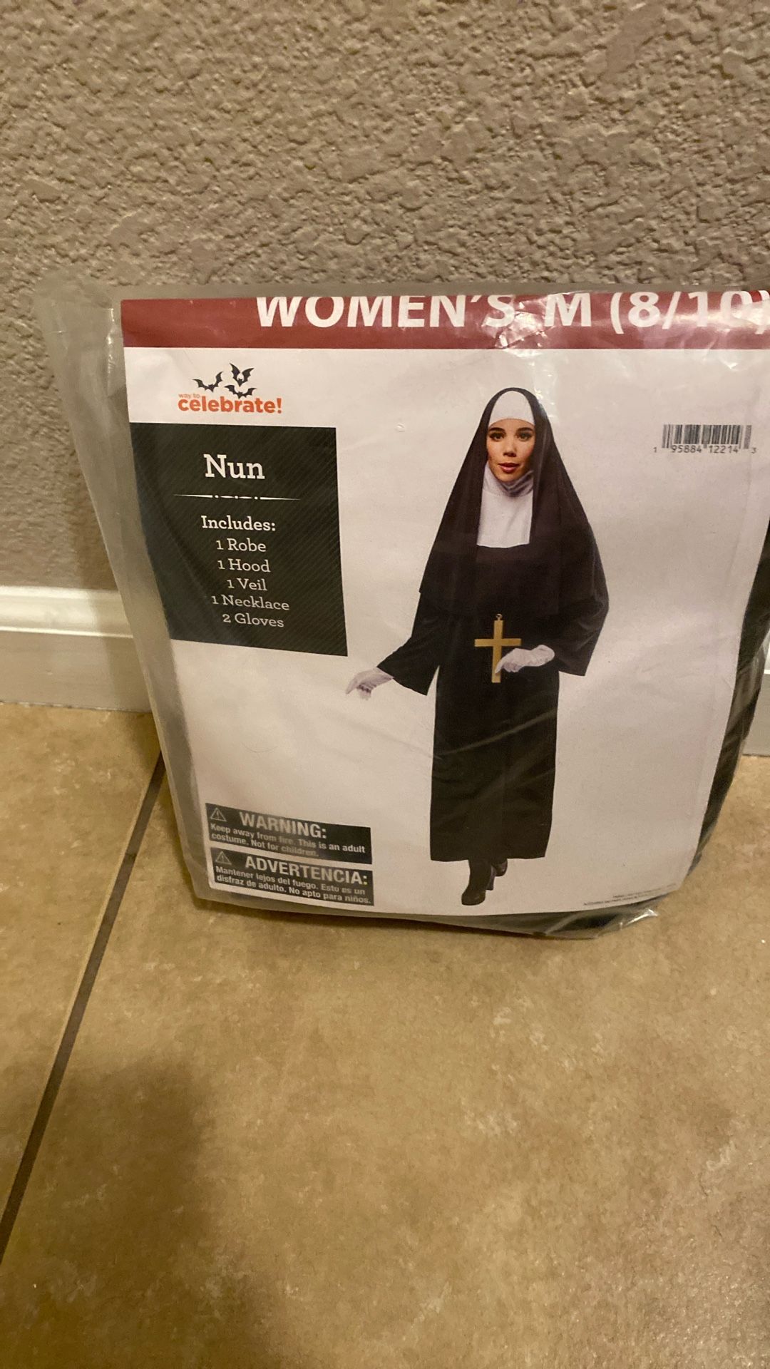 Nun Costume Women’s Size M (8/10)