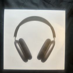 Black Apple AirPods Max