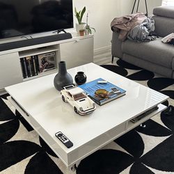 IKEA White Coffee Table
