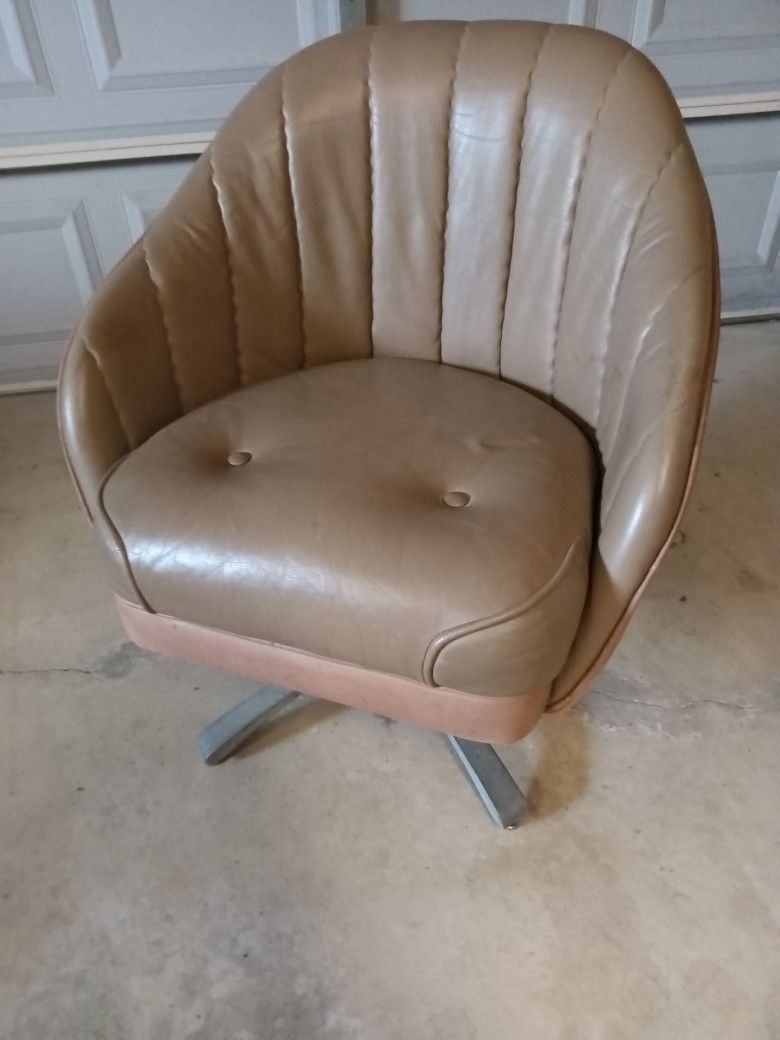 Swivel Chair