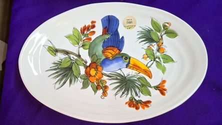 Ceramica Cuore Handmade Italian Ceramic Serving Platter with Tropical Toucan Exotic Bird Design Dimensions: 13.25"W x 8.88"D x 1.63"H CR3V035