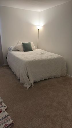 Queen Adjustable Bed frame And Mattress