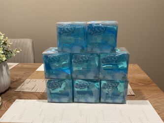 Giant ice cube squishy