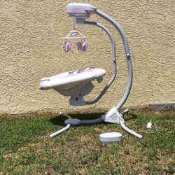 Fisher-Price Sweet Surroundings Butterfly Friends 2 Way Cradle + Swing. Retail $140.00.  NOW $90.00