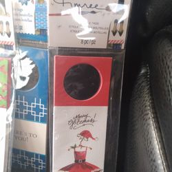 Drinkers Look Look Bottle Tags Very Festive