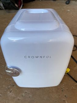 Crownful Mini Fridge White