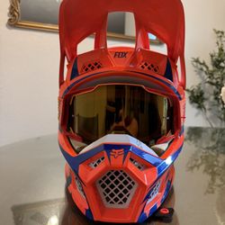 Fox V3 Helmet 