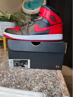 Size11 Jordan 1 Mid Bred