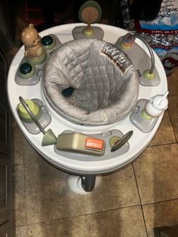 Baby walker activity center