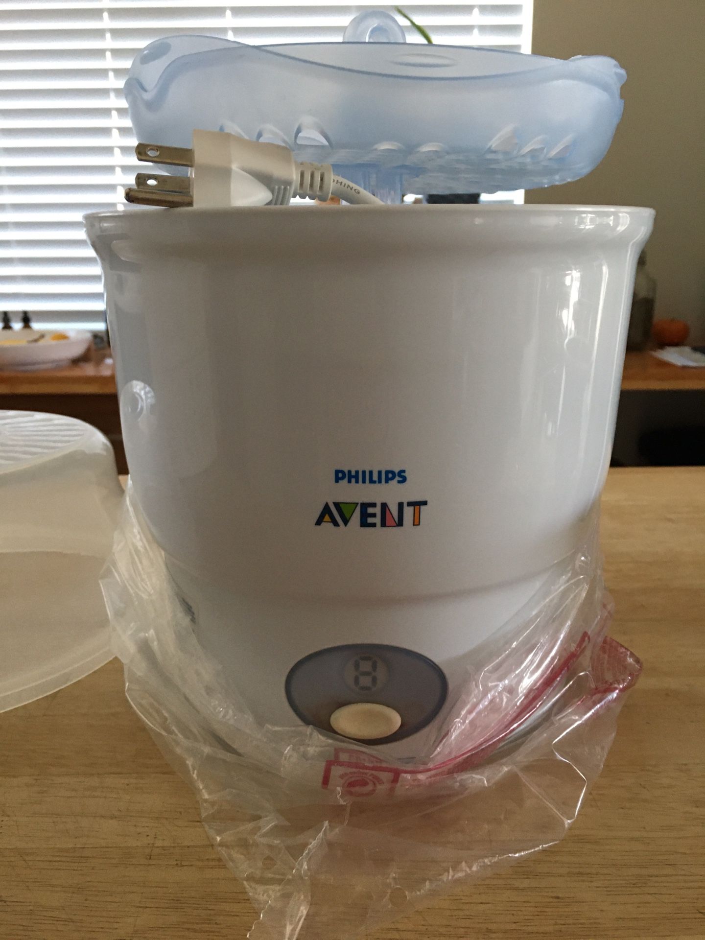 Avent iQ 24 electronic steam sterilizer
