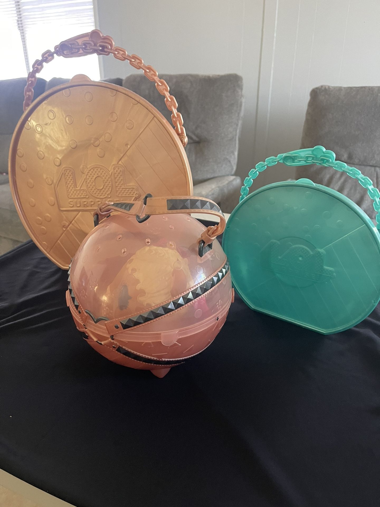 LOL Doll’s Containers