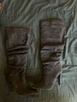 High heel boots