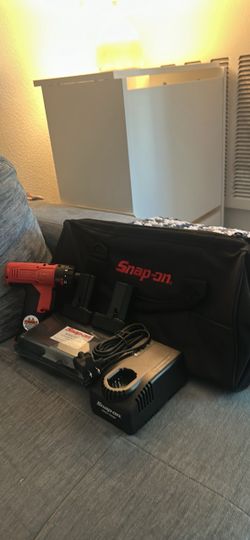 Snap on screw gun set