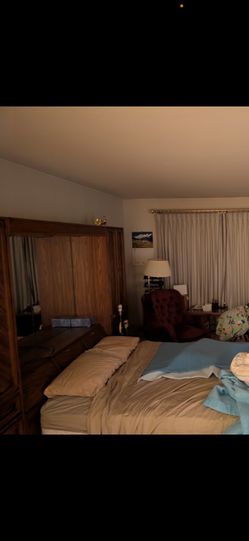 Free Bedroom Set Free Sofas Mattress Dresser