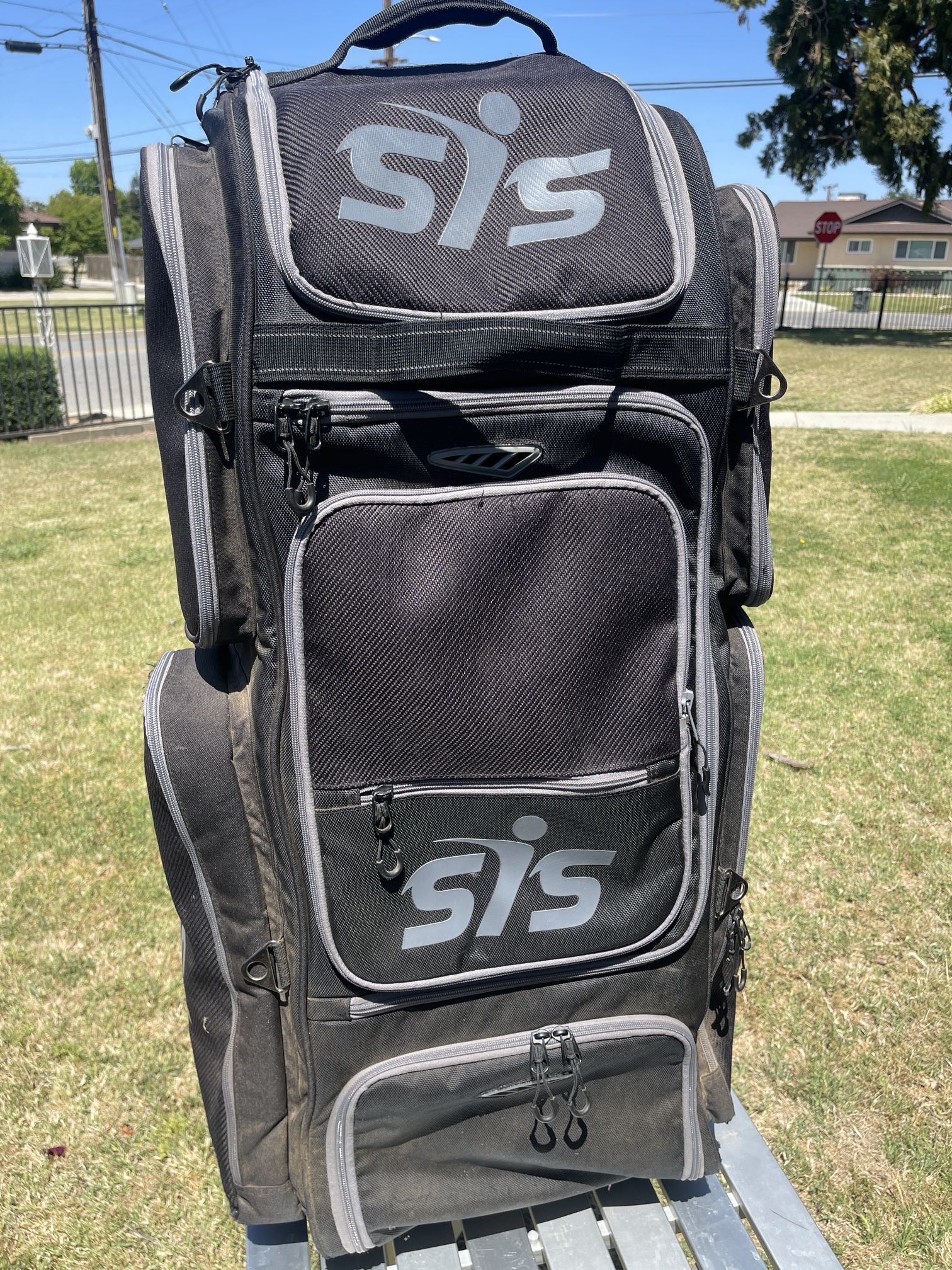 Smash It Sport (SIS) Roller Bag