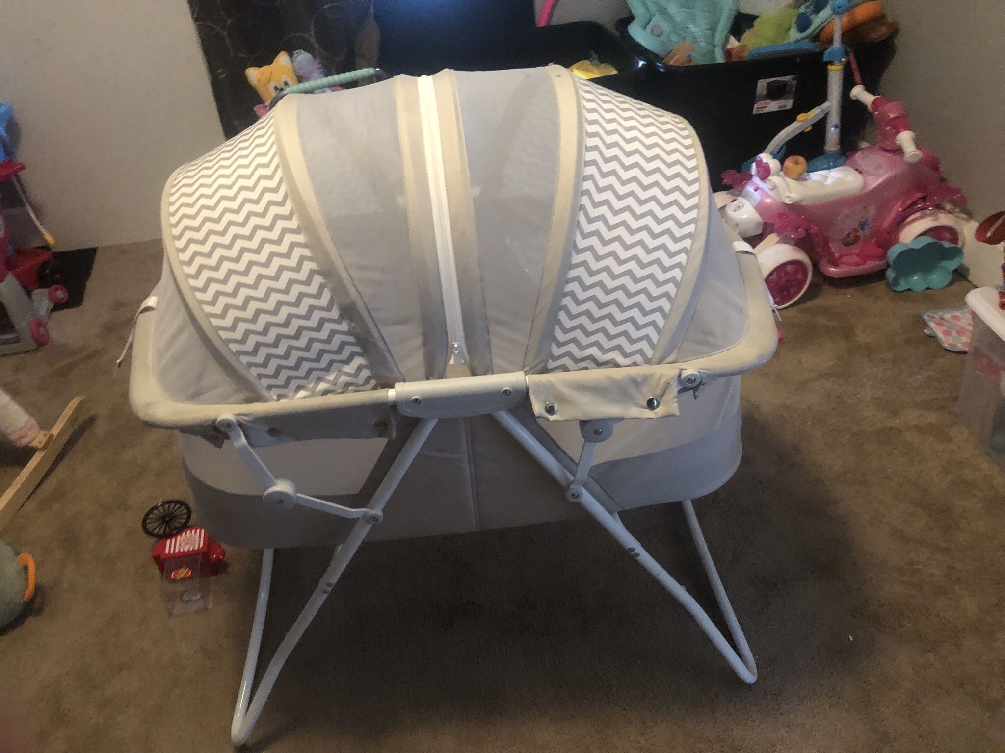 Bassinet 