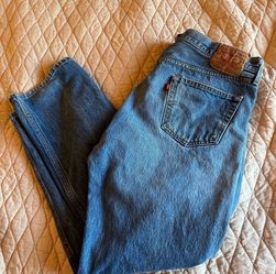 Men’s Levi’s 501 jeans size 38 waist