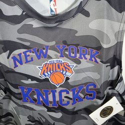 New York Knicks Jersey #30 Julius Randle - New.  L 14/16