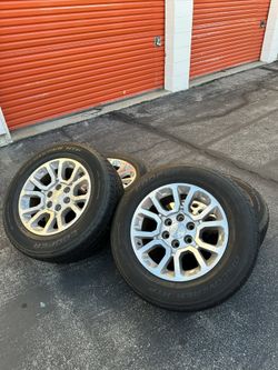 Silverado wheels 18” $780$ obo gmc sierra yukon tahoe suburban chevrolet rines ss rst denali ss z71