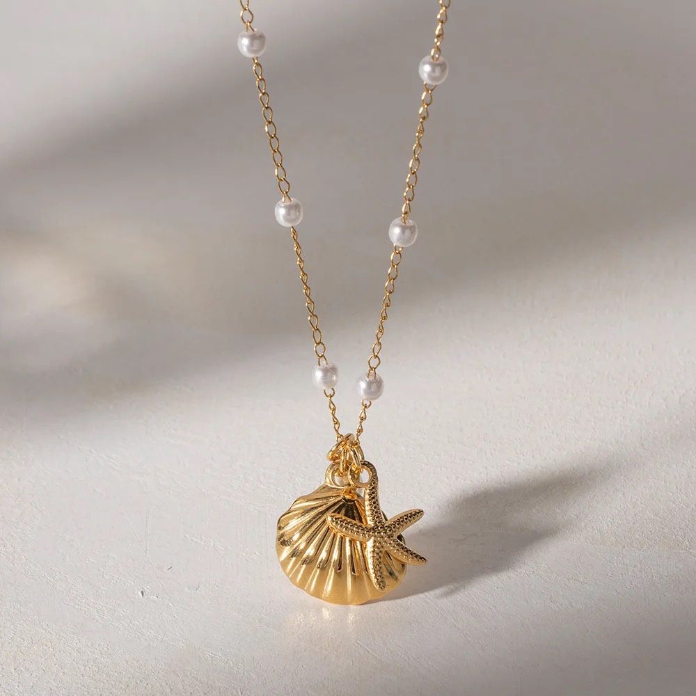 Iamdoyleyboutique: vintage wedding party seashell necklace stainless steel