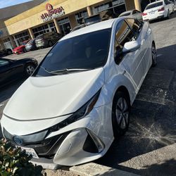 2019 Toyota Prius Prime Plug In Hybrid Miles 39,000