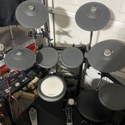 Yamaha Electronic Drums 