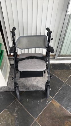 Vocic 2 in 1 wheelchair and walker