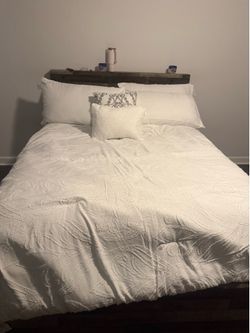 Queen Size Bed