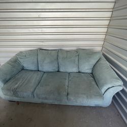 Couch FREE DELIVERY 