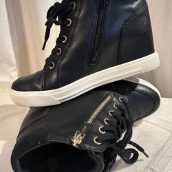 Also Hidden Wedge Women’s Size 8